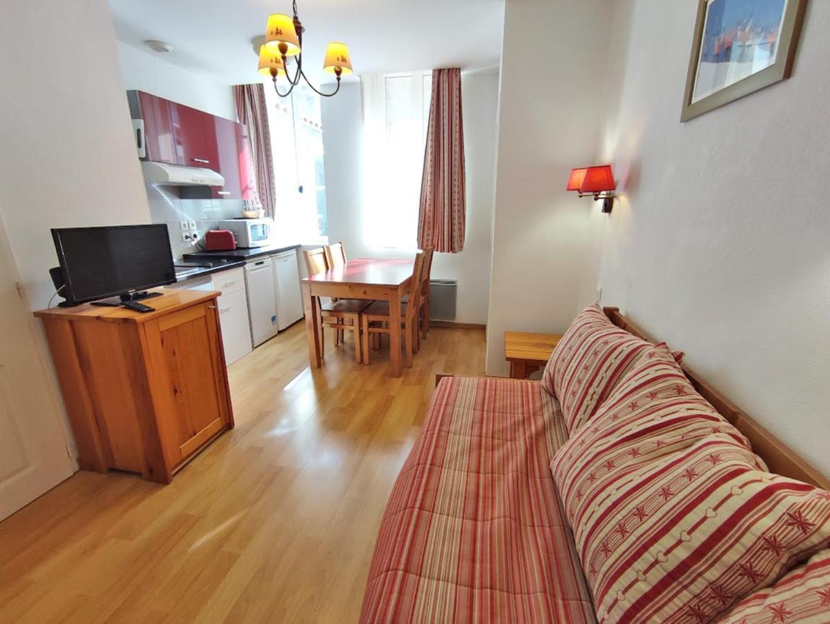 Pat 83, T2, Centre Luchon, Wifi, Casier A Skis, 4 Personnes Bagneres-de-Luchon Екстер'єр фото